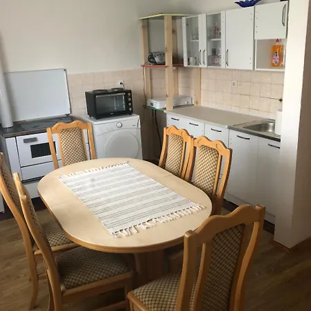 Smjestaj Klekovaca * Drvar